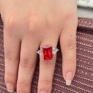 Fancy 3 Stone Cocktail Ring 💍 Sterling Silver Size 5.5.